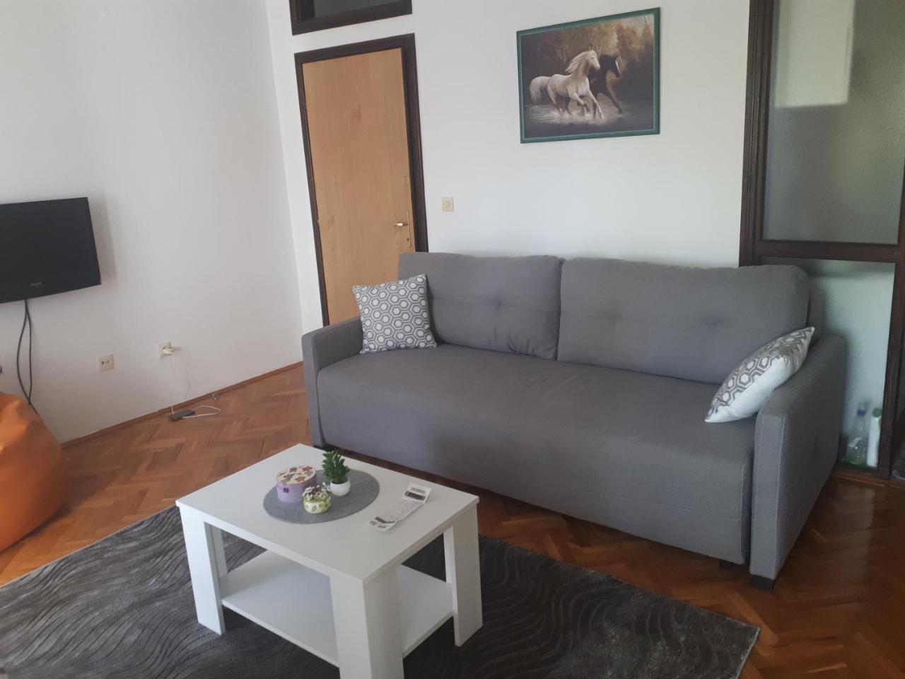 Apartment Tijana ストモレ エクステリア 写真